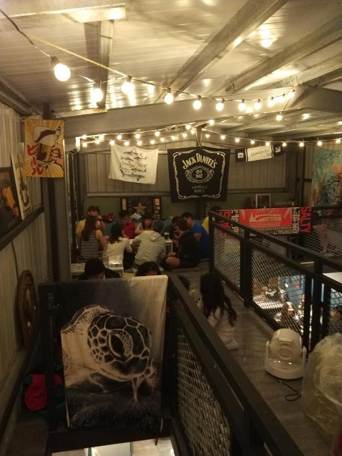 氮醉潛水酒吧旅宿joscubar Diving Hostel Xiaoliuqiu Exterior foto